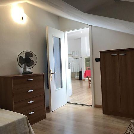 Casa Filippo Large 3 Room Apartment, Close To The Beach, Free Wifi Internet Рива дел Гарда Екстериор снимка